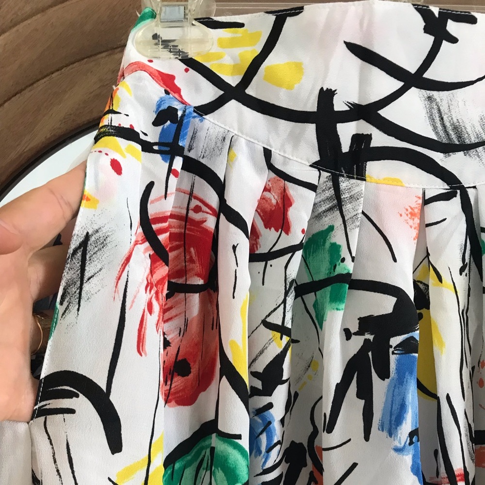 Vintage 90s Abstract High waisted A-line skirt - Picture 2 of 5